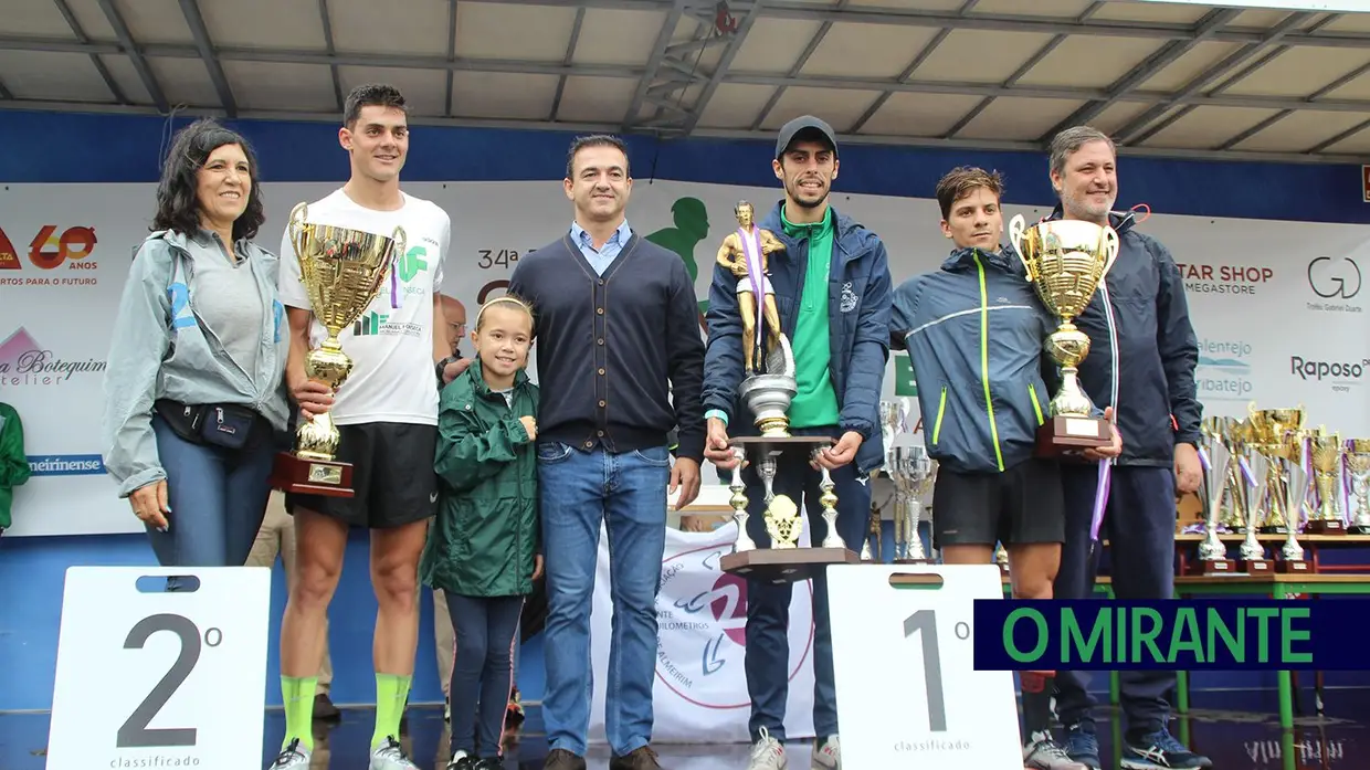 Atleta da terra no pódio dos 20 Kms de Almeirim