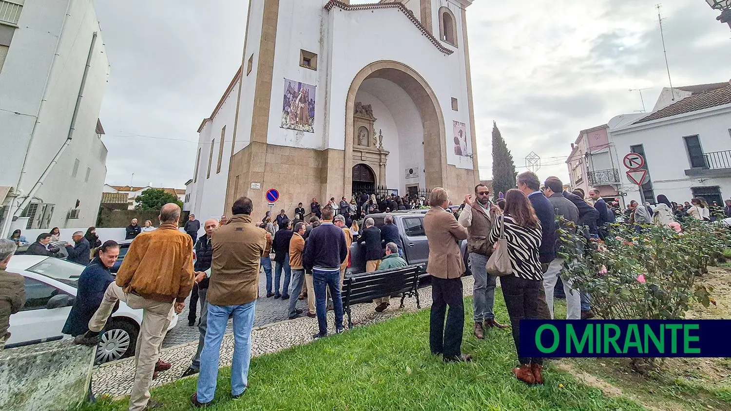 O MIRANTE Acidente vitima bebé da família Ribeiro Teles e gera onda