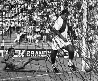Cubillas, antigo jogador do FC Porto, foi uma das principais figuras da geração de ouro do futebol peruano