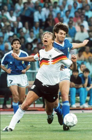 Os germânicos viriam a vingar a derrota na final de 1986 quatro anos depois, no Itália'90
