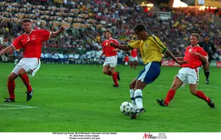 No França'98, os dinamarqueses caíram aos pés do Brasil (2-3)