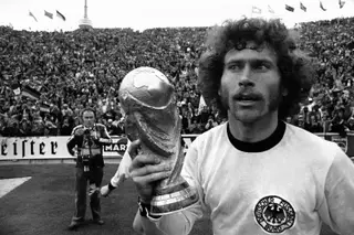 O defesa Paul Breitner foi uma das figuras de proa na conquista germânica