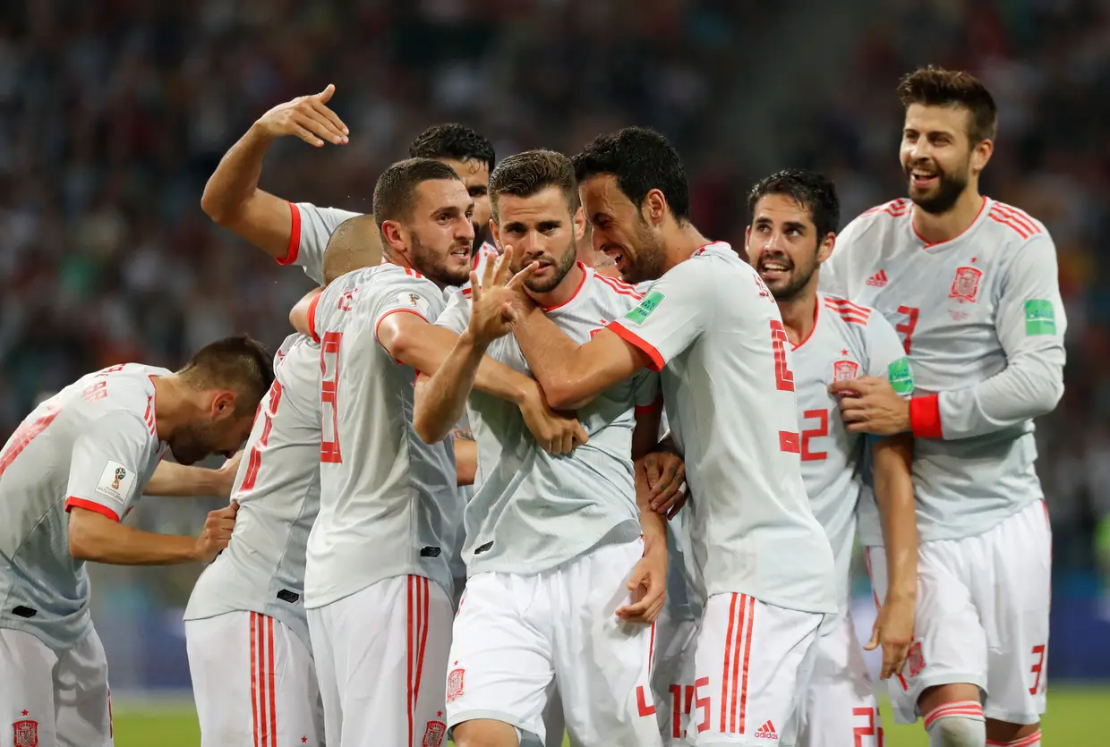 Espanha festaj o golo de Nacho