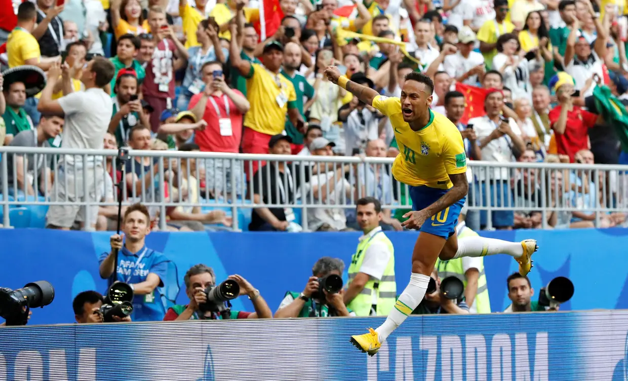 Brasil 2-0 México