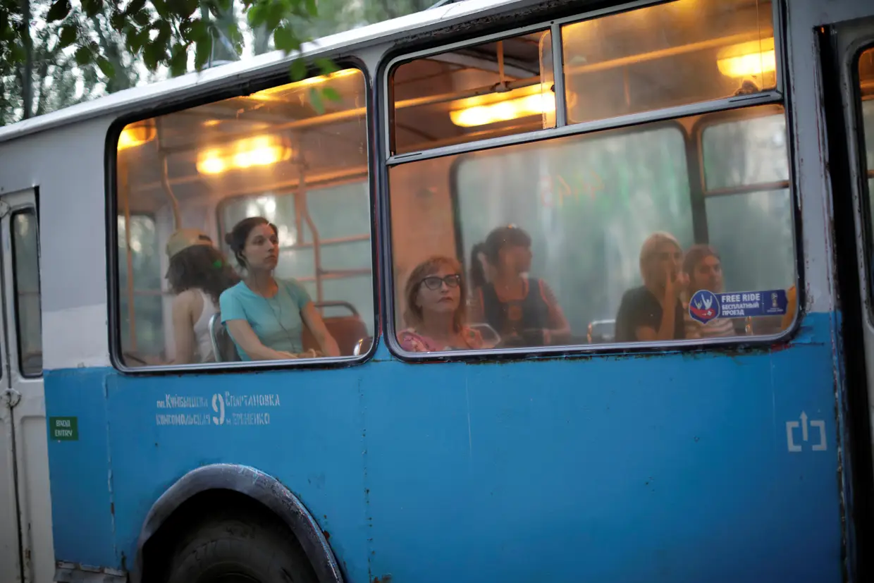 Transportes públicos em Volgogrado, cidade sede do Campeonato do Mundo da Rússia.
