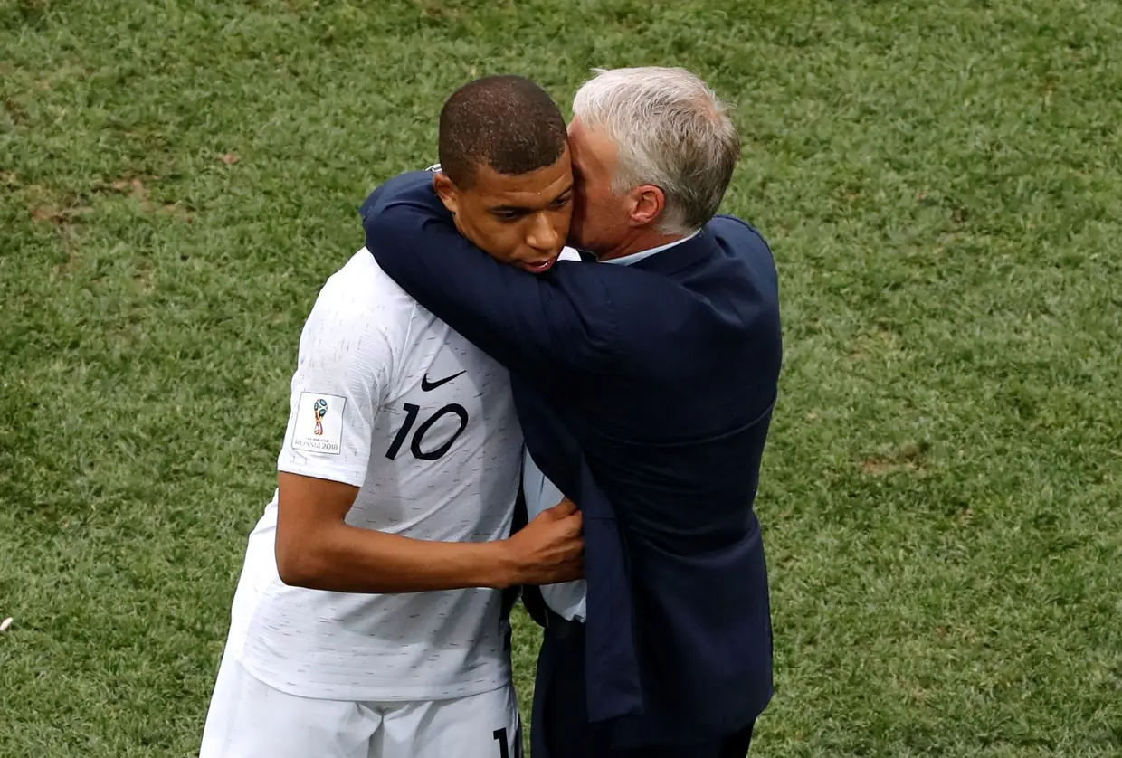 Uruguai 0-2 França