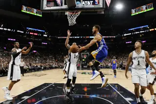 Sem Leonard, os Spurs foram presa fácil para Golden State
