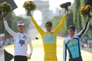 No Tour de 2009, o desaguisado com Armstrong foi público. Venceu o espanhol.