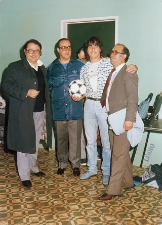Futre com Pinto da Costa à sua direita