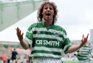 Jorge Cadete como jogador do Celtic de Glasgow