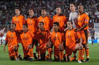 Na equipa do Nacional da Madeira, Chainho é o primeiro em pé, à direita