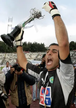 Ricardo festeja a conquista da Taça de Portugal pelo Sporting