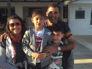 Com a mulher e os dois filhos