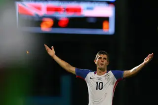 O internacional norte-americano Christian Pulisic tem 19 anos e joga no Borussia de Dortmund