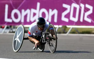 Zanardi perdeu as pernas em 2001 e estreou-se nos Jogos Olímpicos em Londres'2012