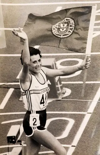 Em Camberra, Aurora foi a primeira portuguesa chamada a uma seleção da Europa. Venceu os 10.000m com o tempo de 32m07s