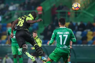 Doumbia fez um hat-trick frente ao Vilaverdense