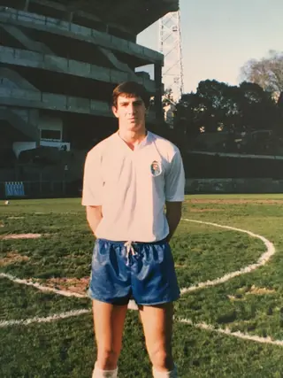 Paulo Alves com o equipamento do FCP