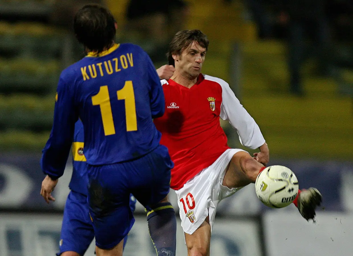 Ganhou dois campeonatos nacionais, um no Benfica e outro no Sporting. Antes de se retirar, João Vieira Pinto jogou duas temporadas em Braga (2006/07 e 2007/08)