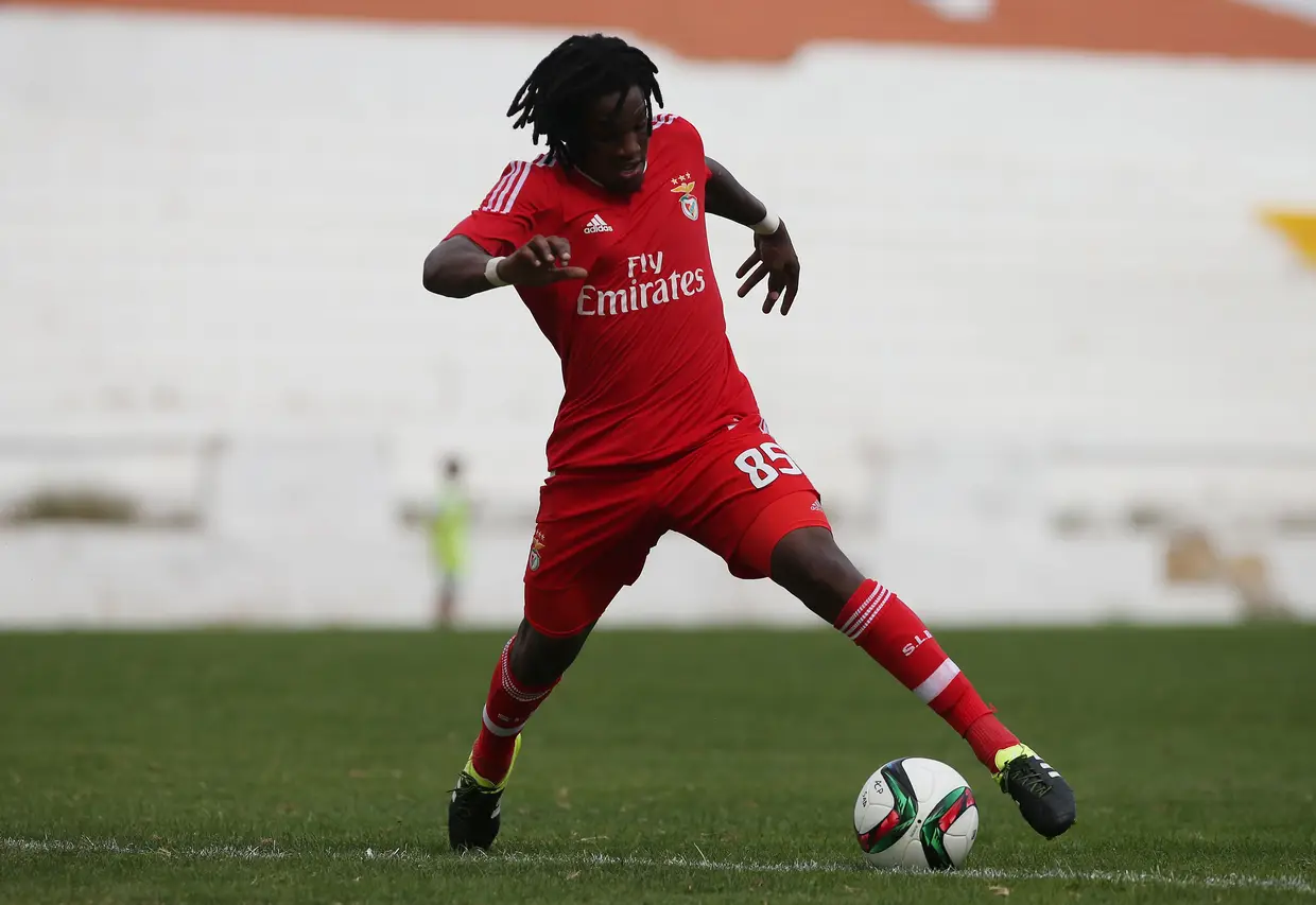 Renato Sanches, 20 anos, começou nos sub-11 do Benfica em 2007/08, depois de ter iniciado a prática no Águias da Musgueira. Em 2016/17, foi vendido ao Bayern de Munique por €35 milhões