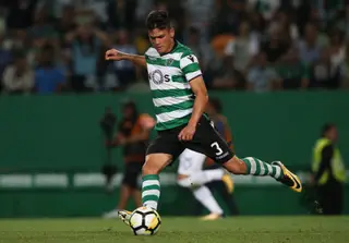 Jonathan Silva tem 23 anos e estava no Sporting desde 2014/15