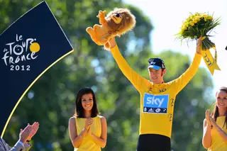 Bradley Wiggins foi o primeiro em Paris no Tour de 2012
