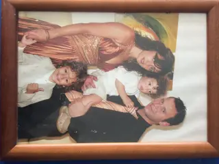 Com a mulher e os filhos