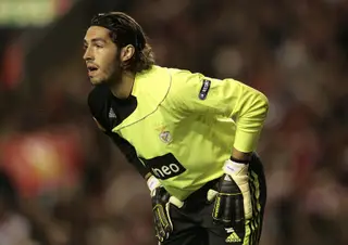 Moreira como guarda-redes do Benfica, clube onde esteve 12 anos