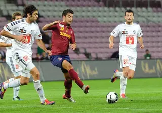Saleiro, ao centro, na equipa do Servette, da Suíça