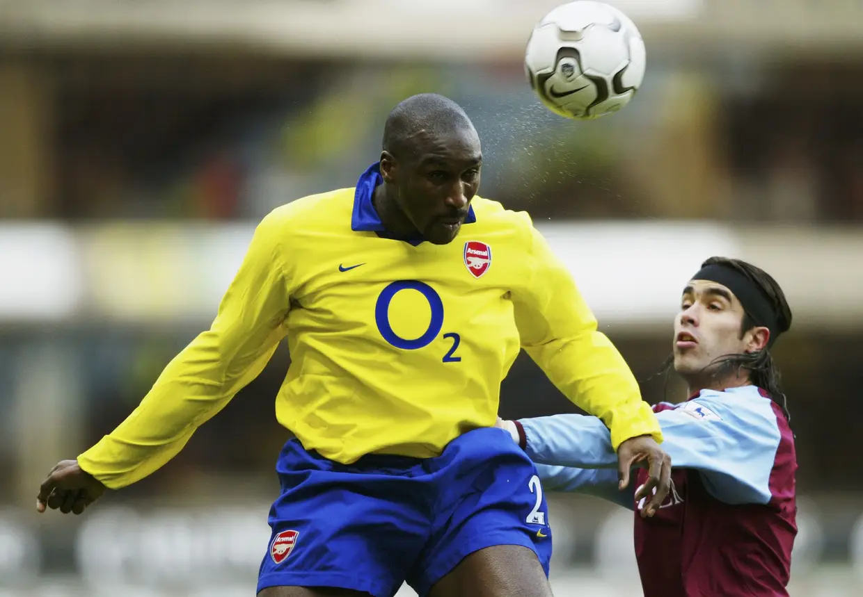 Defesa central: Sol Campbell