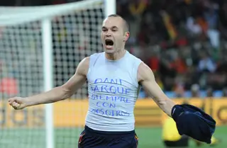 Iniesta a festejar o golo que deu o Mundial 2010 à Espanha