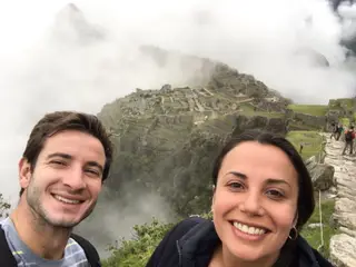Bruno Pereirinha com a mulher, Ana, numa viagem em que passaram por Machu Picchu