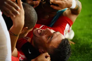Rony festeja com os companheiros um golo que marcou pelo Mónaco