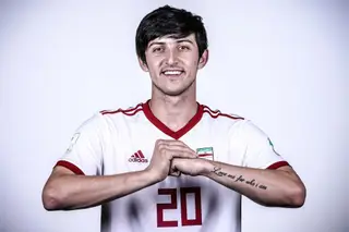 Sardar Azmoun, internacional iraniano