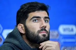 Luís Neto: “Num estágio do Zenit, Danny, Hulk, Criscito, Garay, Javí Garcia arrancaram a cama do meu quarto, papel higiénico em todo o lado”