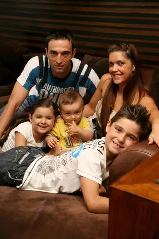 Tonel a mulher e os três filhos