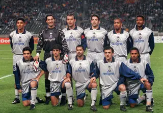Jorge Costa num jogo da Liga dos Campeões 99/00, contra o Hertha. Em pé, da esquerda para a direita: Mário Jardel, Baía, Jorge Costa, Capucho, Chaínho, Aloísio; em baixo: Deco, Paulinho Santos, Secretário, Drulovic, Esquerdinha