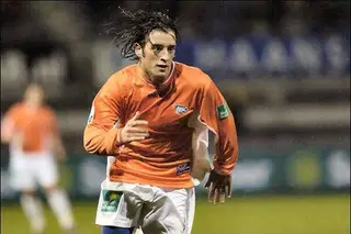 Edgar em acção pelo Roosendaals, da Holanda