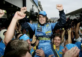 Espanhol a festejar o seu primeiro Mundial, em 2005. Com 24 anos, foi então o mais jovem campeão de sempre