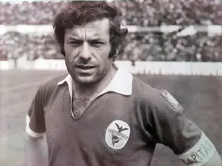 António Simões, no Benfica