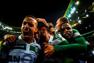 Porque a regra primordial do futebol é: ganha quem marca mais golos