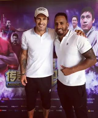 Armando Sá (à direita) com Luís Figo