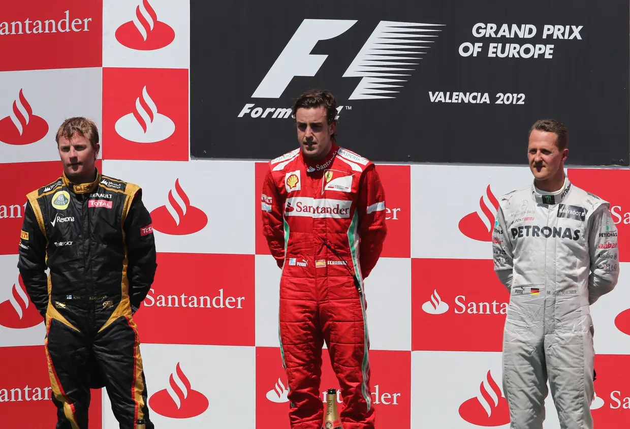 A única vez que subiu ao pódio na Mercedes aconteceu em Valência, Espanha, em junho de 2012. Fernando Alonso e Kimi Raikkonen terminaram à sua frente