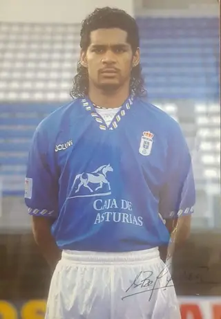 Abel Xavier também jogou pelo Real Oviedo, de Espanha