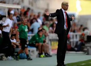 Abel Xavier como treinador do Olhanense