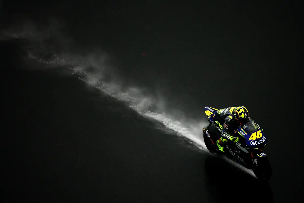 Num chuvoso GP China, em 2005