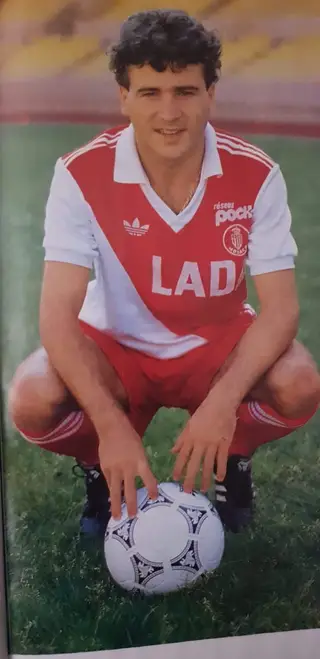 Rui Barros já com a camisola do Mónaco