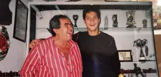 Zequinha com o pai, o seu herói