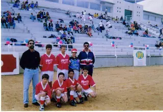 Tiago (2º em baixo à direita) no clube Desportivo de Beja onde fez a sua formação