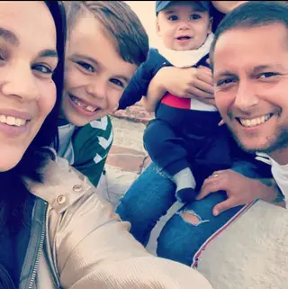 Nuno Pinto com a mulher, o filho Diego e Dani (ao colo da irmã Beatriz)